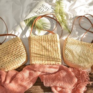Mini Straw Crossbody Bags – Handwoven Water Hyacinth Shoulder Bags