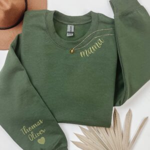 Custom Mama Sweatshirt with Neckline Text and Sleeve Names