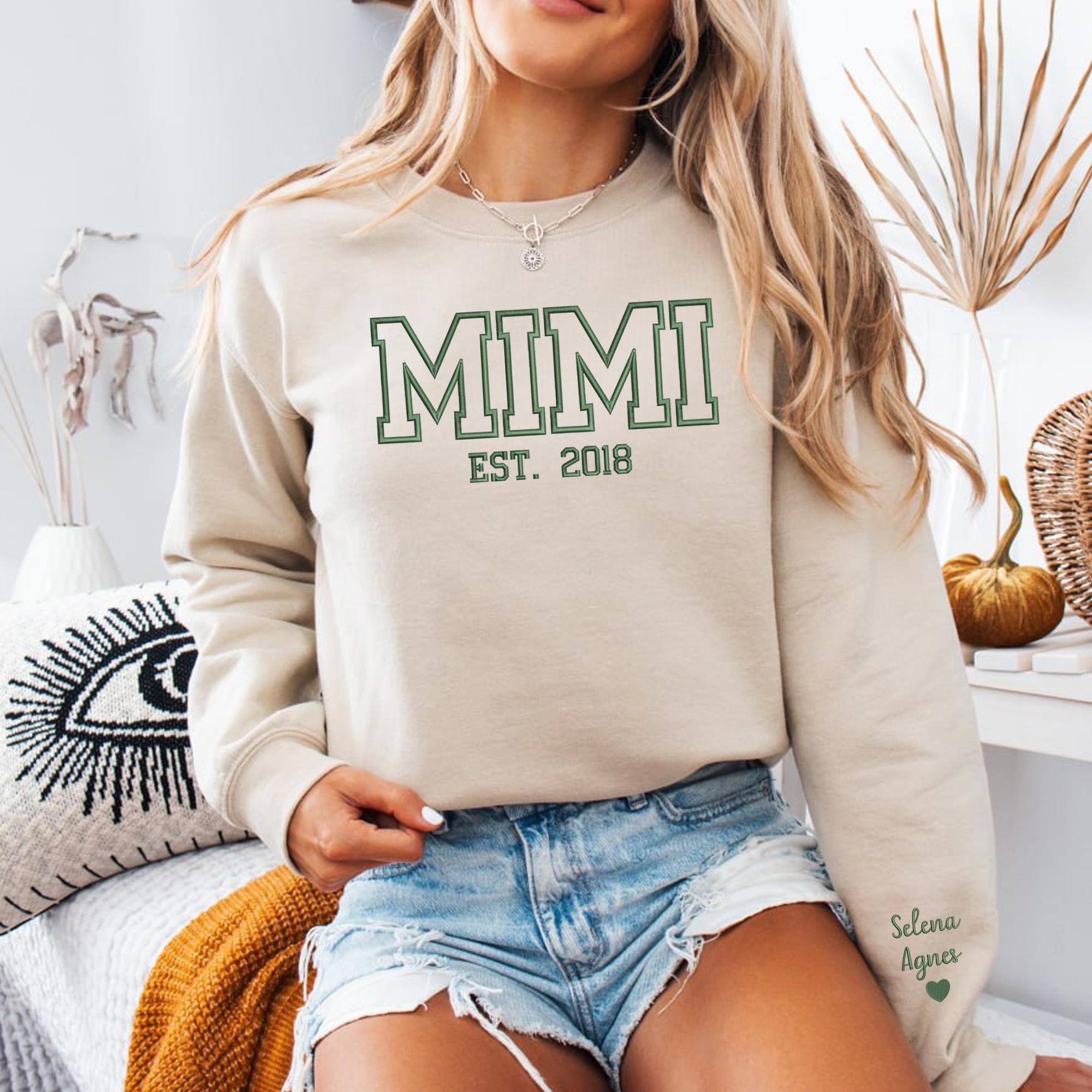 Mama Sweatshirt with Date and Kids' Names on Sleeve - Image 3